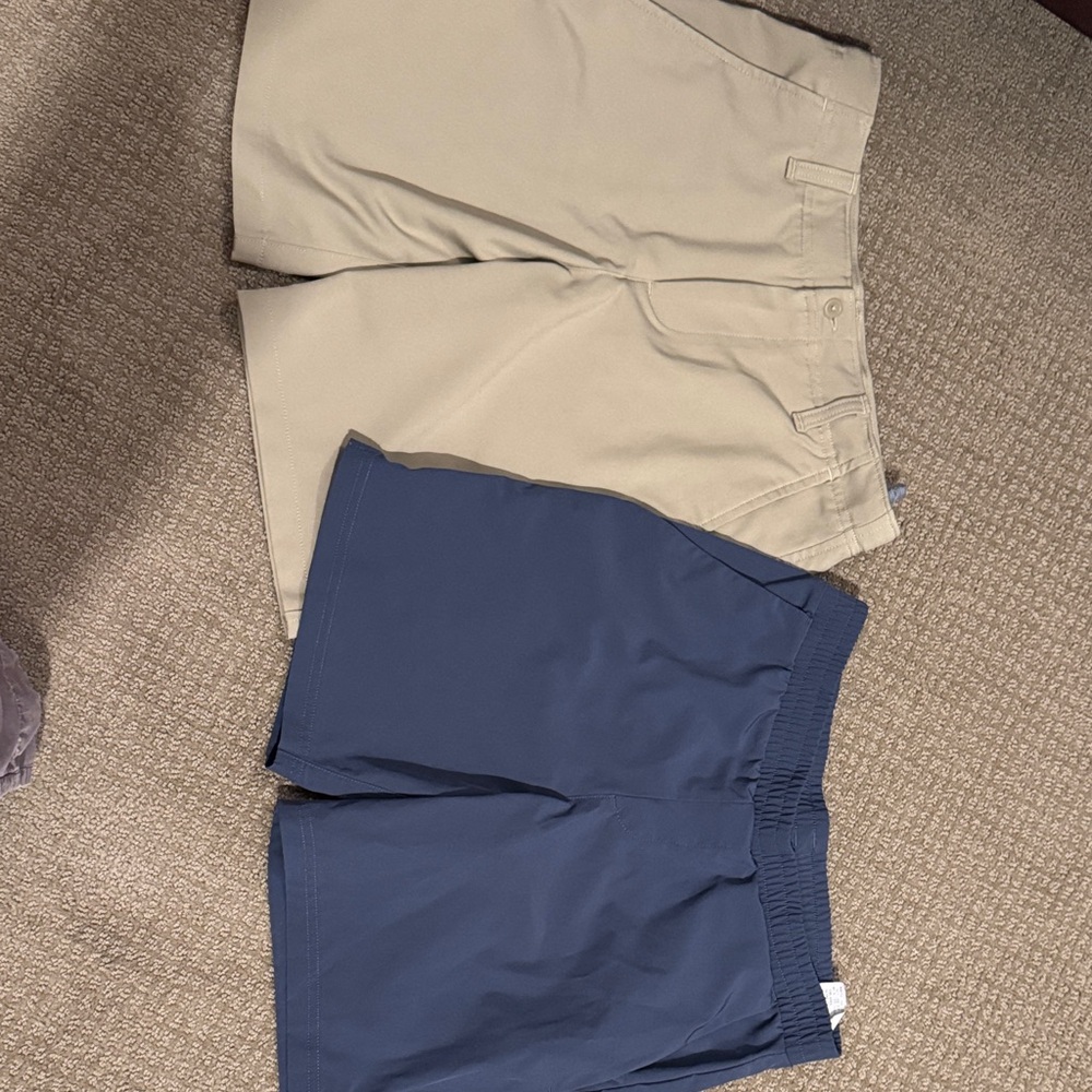 Under armour boys golf shorts size YMD